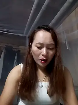 Bianly online show from November 1, 2025, 1:51 am