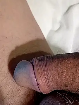 69dagosto online show from November 30, 2025, 4:33 pm