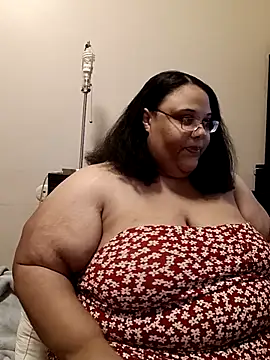 SexyBBW10790 online show from October 1, 2025, 12:27 am