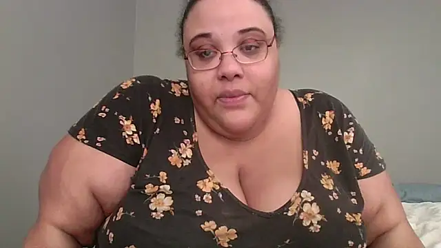 SexyBBW10790 online show from March 31, 2026, 2:17 pm