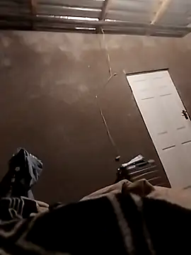 Snapshot of CrepedTrek chatting on October 3, 2025, 6:27 pm CrepedTrek online show from October 3, 2025, 6:27 pm