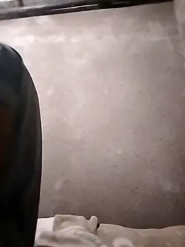 Snapshot of CrepedTrek chatting on October 23, 2025, 12:54 am CrepedTrek online show from October 23, 2025, 12:54 am