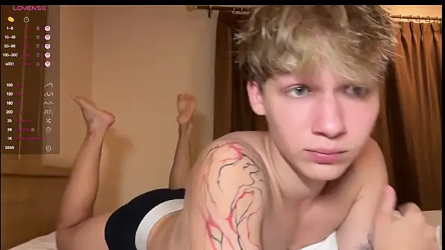 walter cute online show from April 5, 2026, 6:05 pm