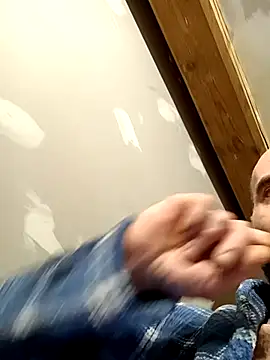 Snapshot of KissMeAss9387 chatting on October 29, 2025, 10:33 pm KissMeAss9387 online show from October 29, 2025, 10:33 pm