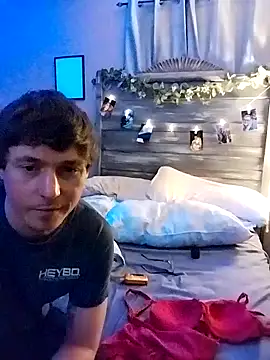 BDWhiteboy69 online show from November 24, 2025, 6:13 am