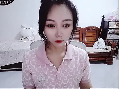 linger888 online show from July 14, 2026, 9:42 pm