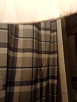 ShawnandDani7074 online show from January 9, 2026, 4:10 pm