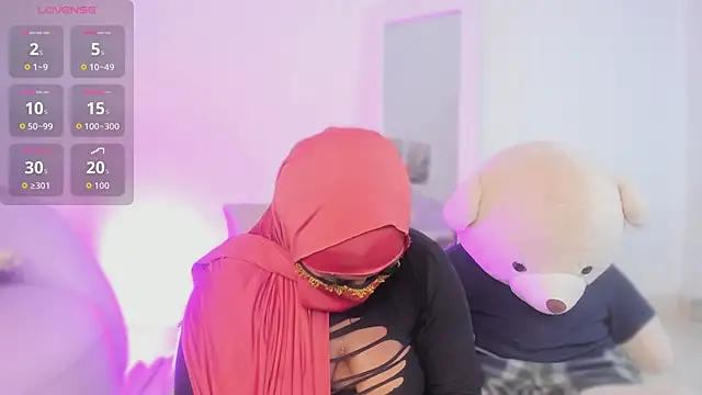 Snapshot of yasmin_elite chatting on February 10, 2026, 10:41 am yasmin elite online show from February 10, 2026, 10:41 am