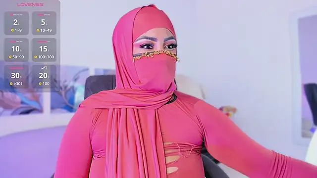 Snapshot of yasmin_elite chatting on February 17, 2026, 11:18 am yasmin elite online show from February 17, 2026, 11:18 am