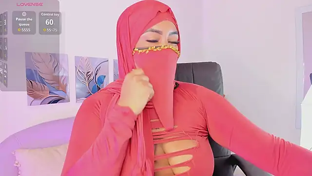 Snapshot of yasmin_elite chatting on February 19, 2026, 12:56 pm yasmin elite online show from February 19, 2026, 12:56 pm