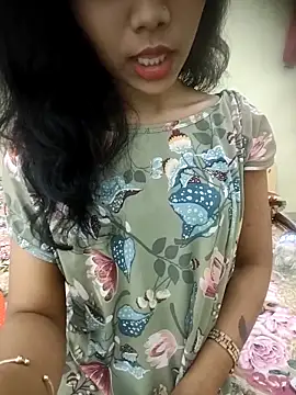 Snaya-baby online show from December 17, 2025, 8:04 pm