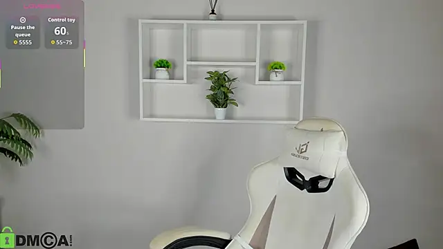 Allice Cox online show from October 6, 2025, 1:14 am