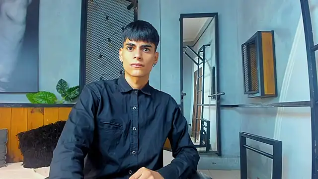 Dani mc1 online show from September 19, 2025, 11:33 am