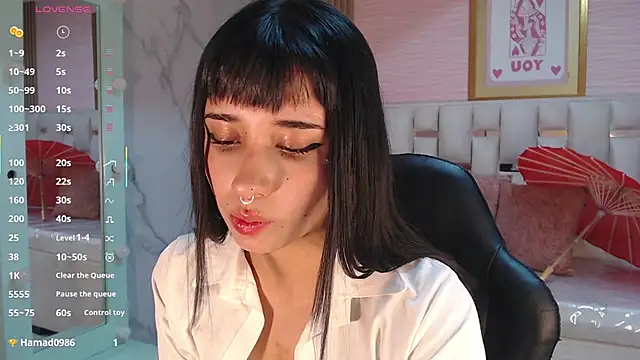 allyssa bellini s online show from September 30, 2025, 8:36 pm