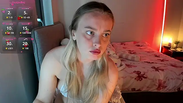 jjulietterose online show from April 8, 2026, 6:24 am