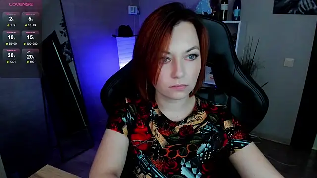 Serena Woods online show from September 9, 2025, 8:36 am