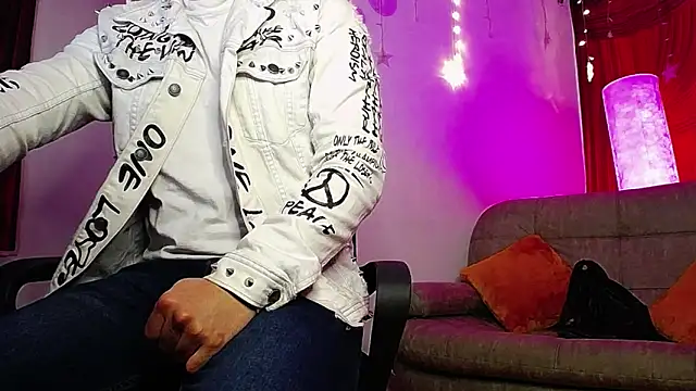 Noha Lux online show from October 2, 2025, 1:07 pm