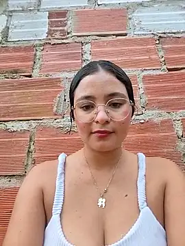 Lily-o online show from November 5, 2025, 9:26 pm