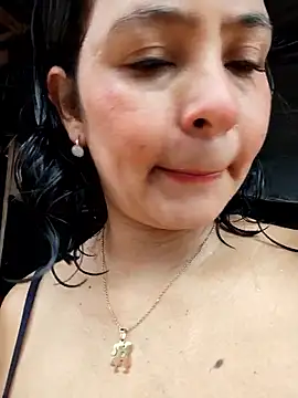 Lily-o online show from December 14, 2025, 5:40 pm