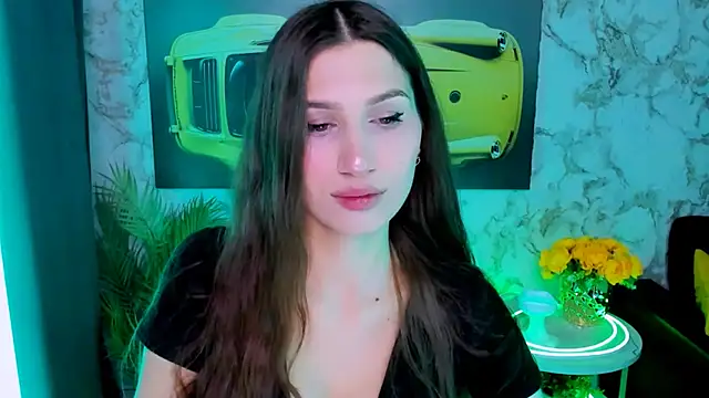 Mollyinyourmind online show from April 16, 2026, 9:15 pm