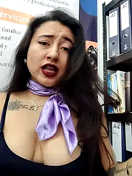 Snapshot of AMATISTA__16 chatting on April 14, 2026, 12:22 pm AMATISTA 16 online show from April 14, 2026, 12:22 pm