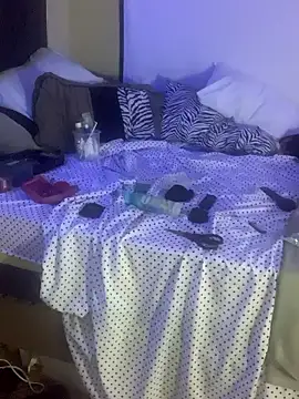 Triggerhappycj100 online show from February 18, 2026, 8:16 pm