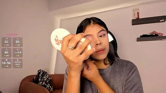 Aleja-02 online show from September 12, 2025, 9:15 pm