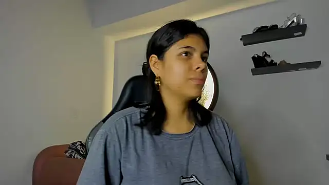 Aleja-02 online show from November 6, 2025, 8:54 pm