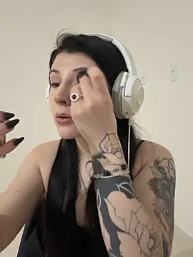 Privad ravenna online show from September 19, 2025, 4:58 am