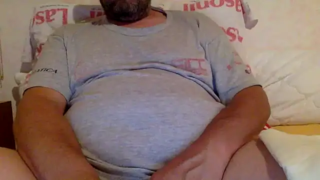 Snapshot of steve669_hot chatting on June 3, 2026, 8:14 pm steve669 hot online show from June 3, 2026, 8:14 pm