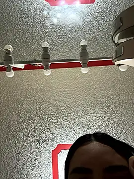 laure torres online show from January 11, 2026, 5:23 am