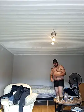 Snapshot of Bamse28 chatting on September 29, 2025, 2:22 pm Bamse28 online show from September 29, 2025, 2:22 pm