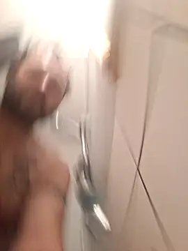 Snapshot of Bamse28 chatting on October 3, 2025, 1:52 pm Bamse28 online show from October 3, 2025, 1:52 pm