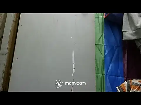 juicycum069 online show from January 7, 2026, 11:51 pm