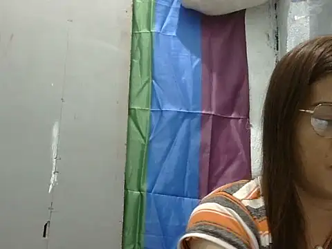 juicycum069 online show from March 5, 2026, 11:12 pm