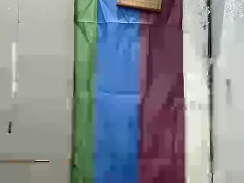 juicycum069 online show from April 10, 2026, 11:15 am