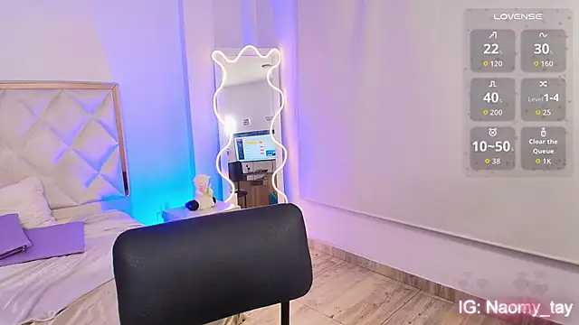 Naomy tay1 online show from October 13, 2025, 3:06 am