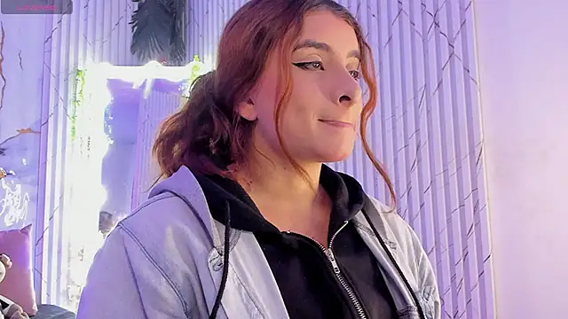 Naomy tay1 online show from April 15, 2026, 4:30 am