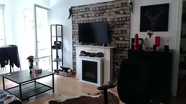 Sidney Rockz online show from October 12, 2025, 7:51 am