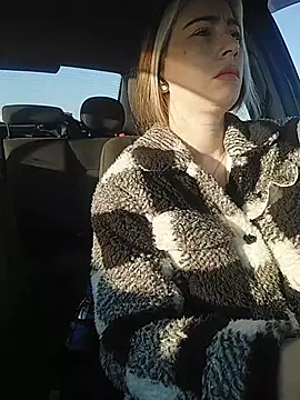 Reina Cummings online show from February 27, 2026, 6:13 am