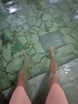 starvingo2002 online show from December 21, 2025, 3:46 am