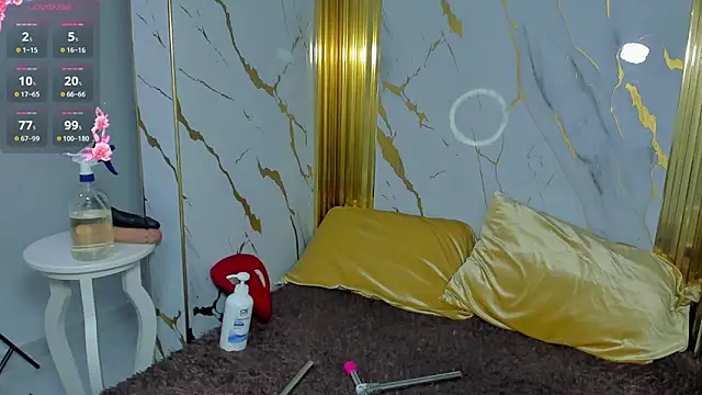 megann  up online show from October 6, 2025, 8:34 am