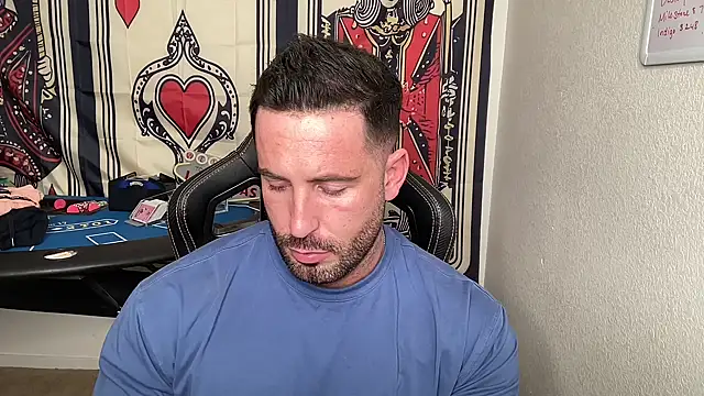 Snapshot of brettmycles28 chatting on February 10, 2026, 9:52 pm brettmycles28 online show from February 10, 2026, 9:52 pm