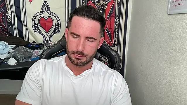 Snapshot of brettmycles28 chatting on February 18, 2026, 7:10 pm brettmycles28 online show from February 18, 2026, 7:10 pm