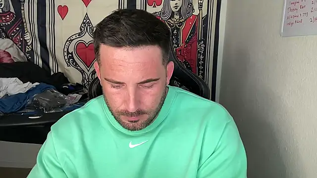 Snapshot of brettmycles28 chatting on February 23, 2026, 12:41 am brettmycles28 online show from February 23, 2026, 12:41 am