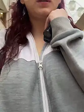 raen001 online show from November 14, 2025, 9:08 am