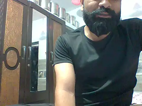 Snapshot of autophile-indian chatting on April 18, 2026, 6:34 pm autophile-indian online show from April 18, 2026, 6:34 pm