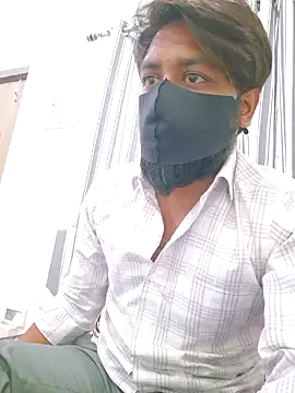 Snapshot of autophile-indian chatting on May 25, 2026, 2:34 pm autophile-indian online show from May 25, 2026, 2:34 pm