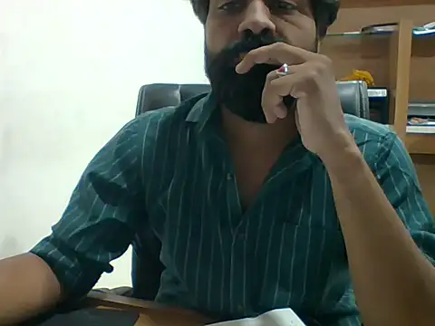 Snapshot of autophile-indian chatting on June 19, 2026, 6:07 am autophile-indian online show from June 19, 2026, 6:07 am