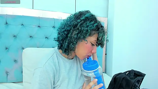 Snapshot of lis_rous chatting on September 17, 2025, 11:34 am lis rous online show from September 17, 2025, 11:34 am